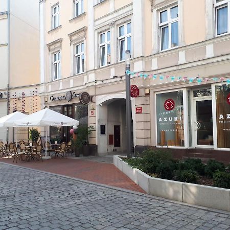 Rezydencja Marzec Gniezno Buitenkant foto
